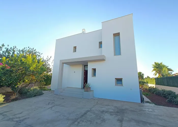 Сasa de vacaciones Moderna Casa Con Piscina Privada