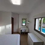 Torri - Moderna Casa Con Piscina Privada Prázdninový dům *