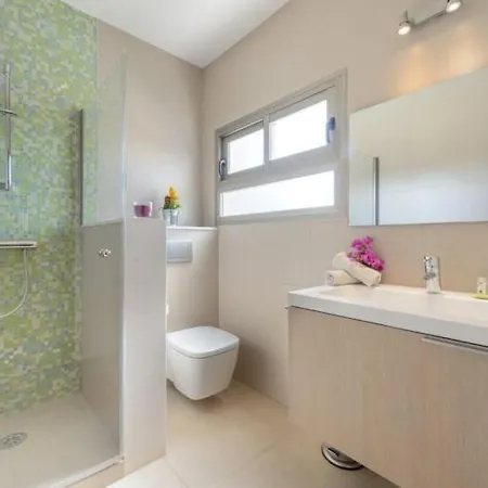 Holiday home Moderna Casa Con Piscina Privada